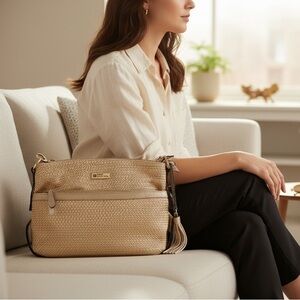 Stone Mountain Accessories Gold Shoulder Bag